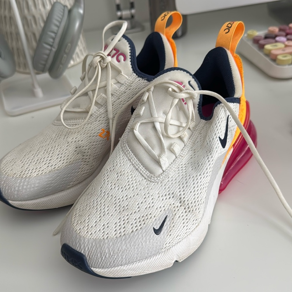 Nike Air270 - Sorbet—-white, oranges and magenta. Slightly used.